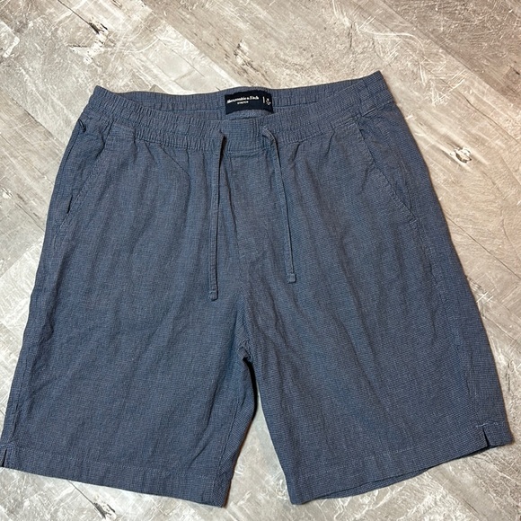 Men’s Abercrombie & Fitch Shorts (lightweight) - Picture 1 of 5